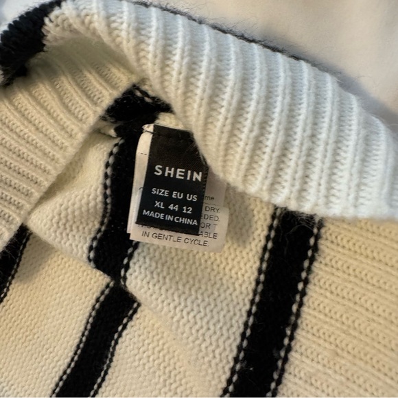 Shein Striped Black and White Sweater Size XL - Picture 7 of 7